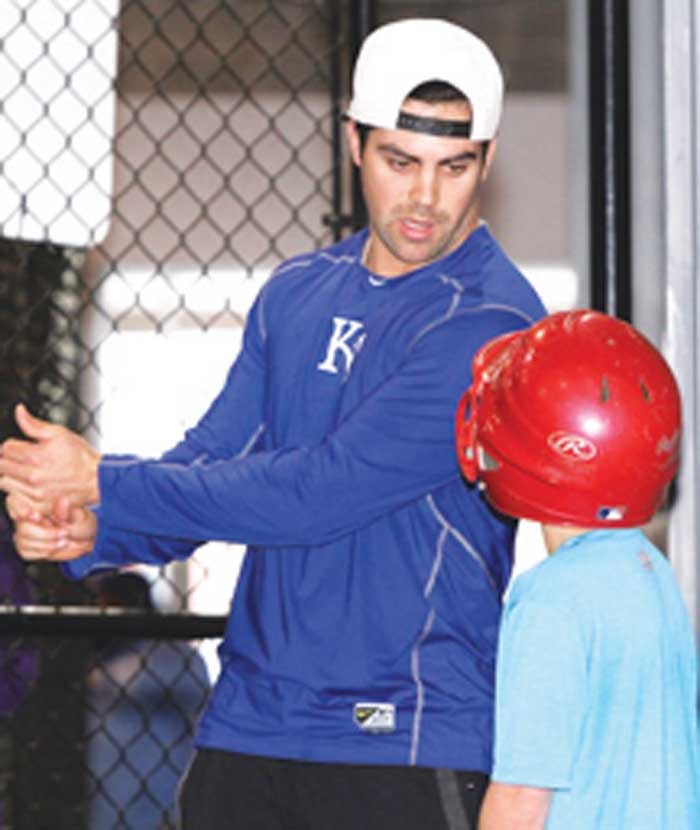KC Royals' Whit Merrifield taking family along on MLB journey