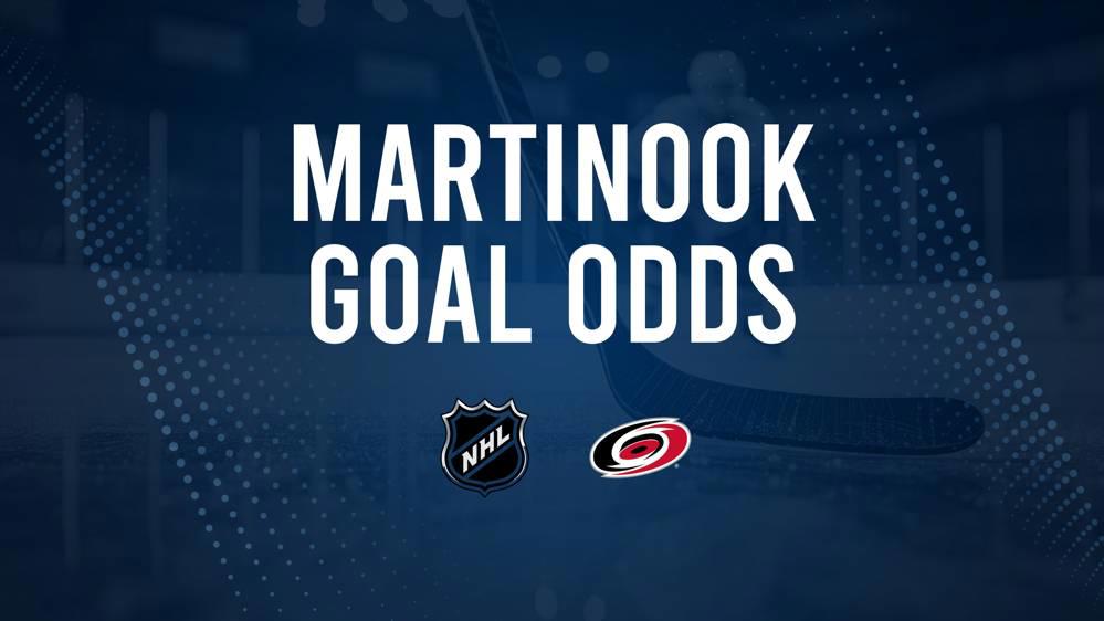 Will Jordan Martinook Score a Goal Against the Flyers on November 20?